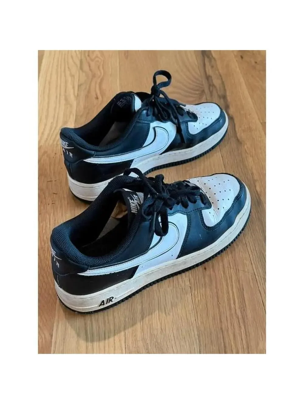 Nike Air Force 1 “07” panda men’s size 8 - read